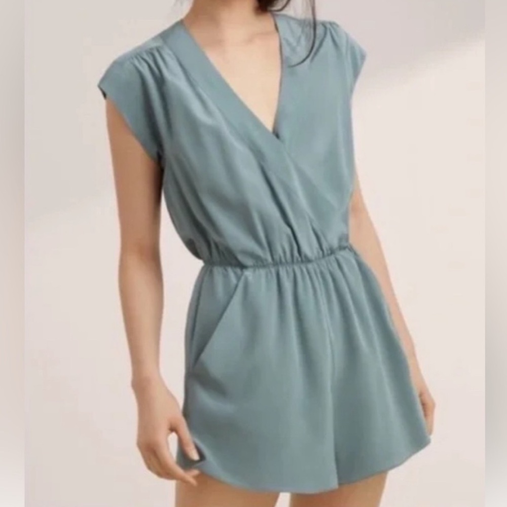 Aritzia Babaton Silk Romper Teal size Small